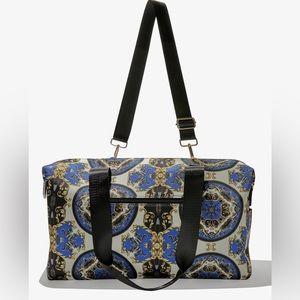NIB Alice + Olivia Duffle Bag in Regal Romance Sapphire